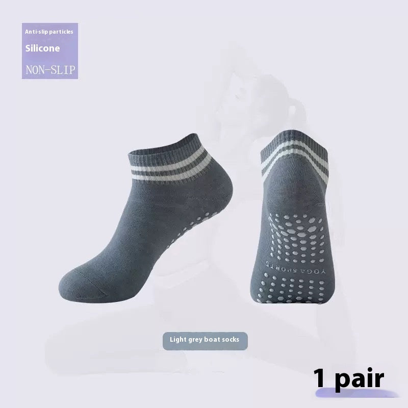 Non-Slip Floor Socks for Seniors – Safe, Comfortable Indoor Grip Socks